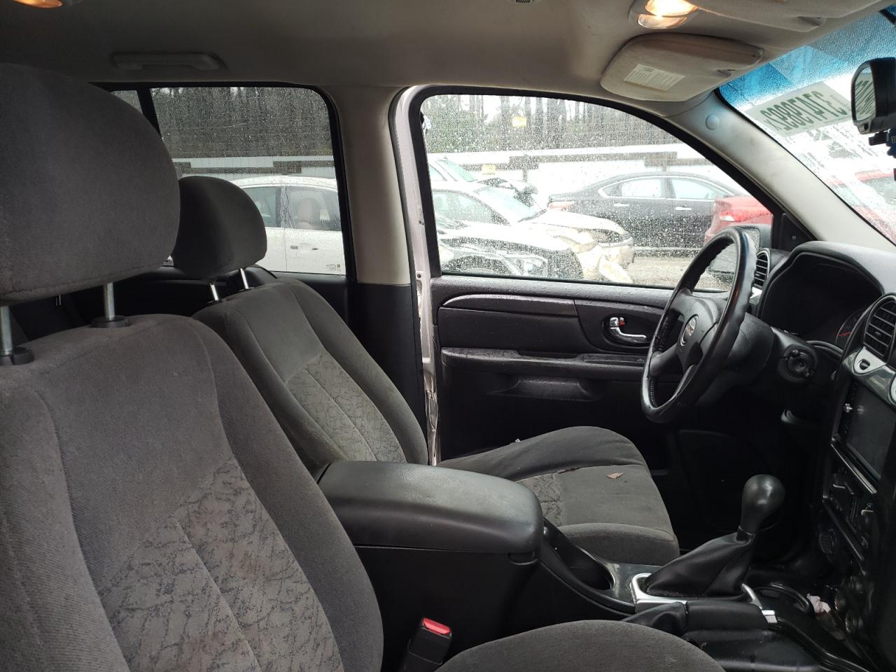 Photo 5 from auction – 2005 GMC ENVOY with VIN 1GKDT13S552382781
