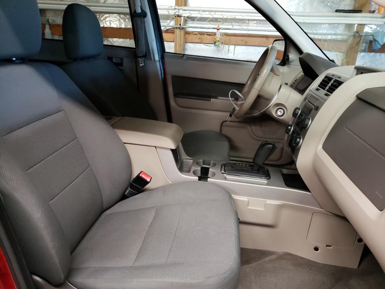Photo 5 from auction – 2009 FORD ESCAPE XLT with VIN 1FMCU93G39KB07412