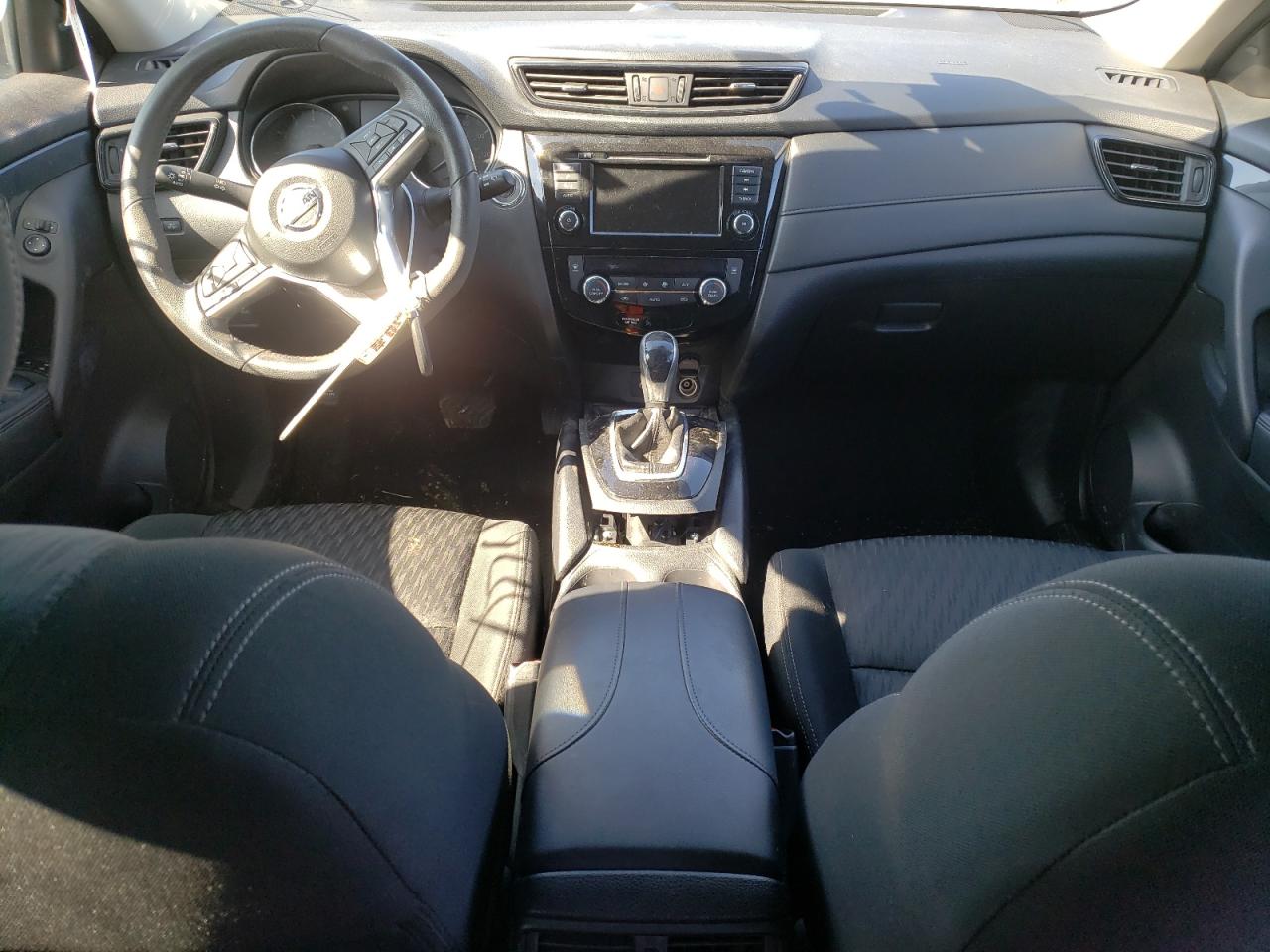 Photo 9 from auction – 2019 NISSAN ROGUE S with VIN KNMAT2MT7KP518953