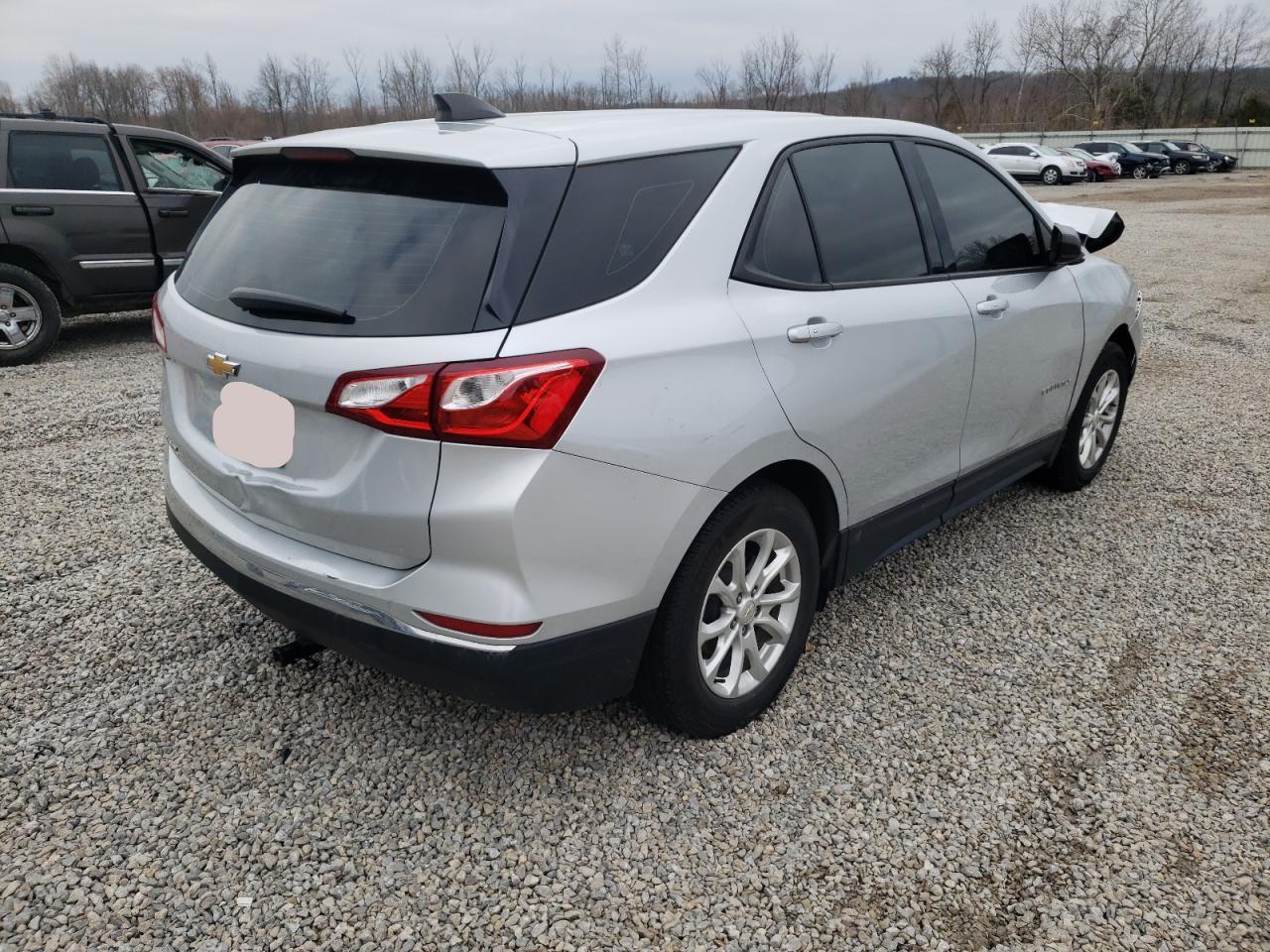 Photo 4 from auction – 2018 CHEVROLET EQUINOX LS with VIN 2GNAXHEV8J6201485