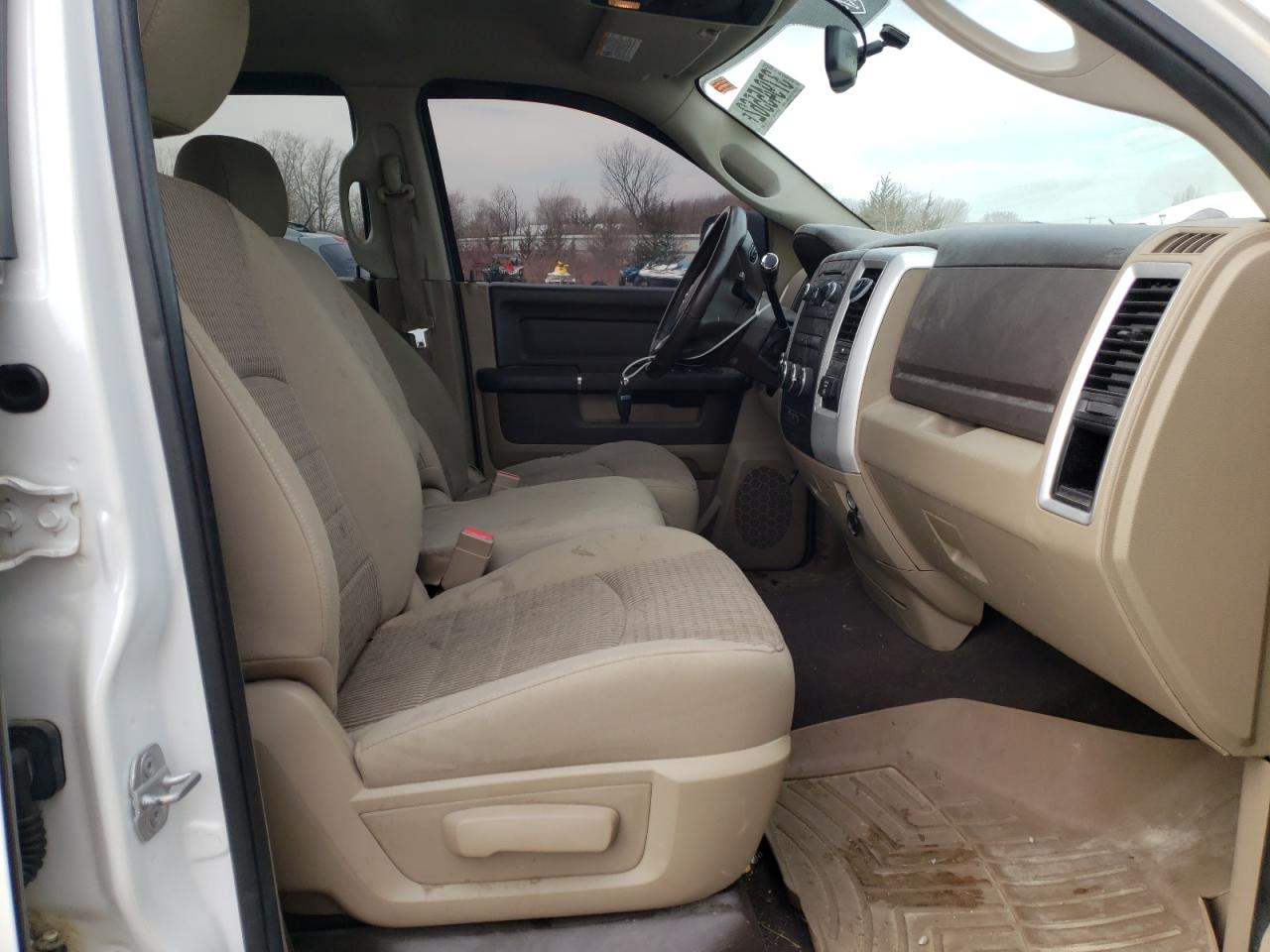 Photo 5 from auction – 2010 DODGE RAM 1500 with VIN 1D7RV1GT6AS150673