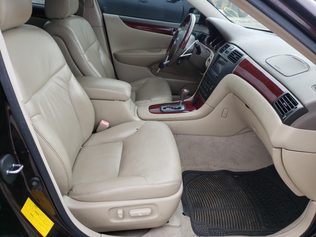 Photo 5 from auction – 2004 LEXUS ES 330 with VIN JTHBA30G845051533