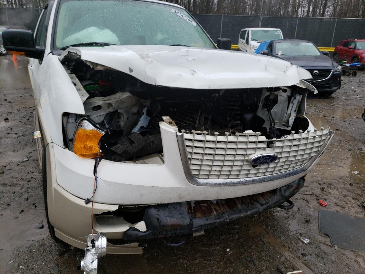 Фото 9 с аукциона – 2005 FORD EXPEDITION с VIN 1FMFU18565LA64517