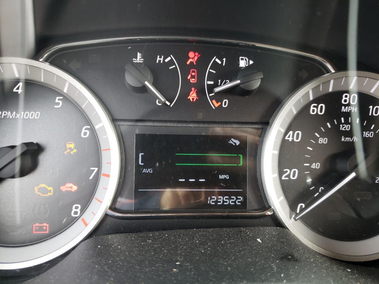 Photo 8 from auction – 2014 NISSAN SENTRA S with VIN 3N1AB7AP3EY280886