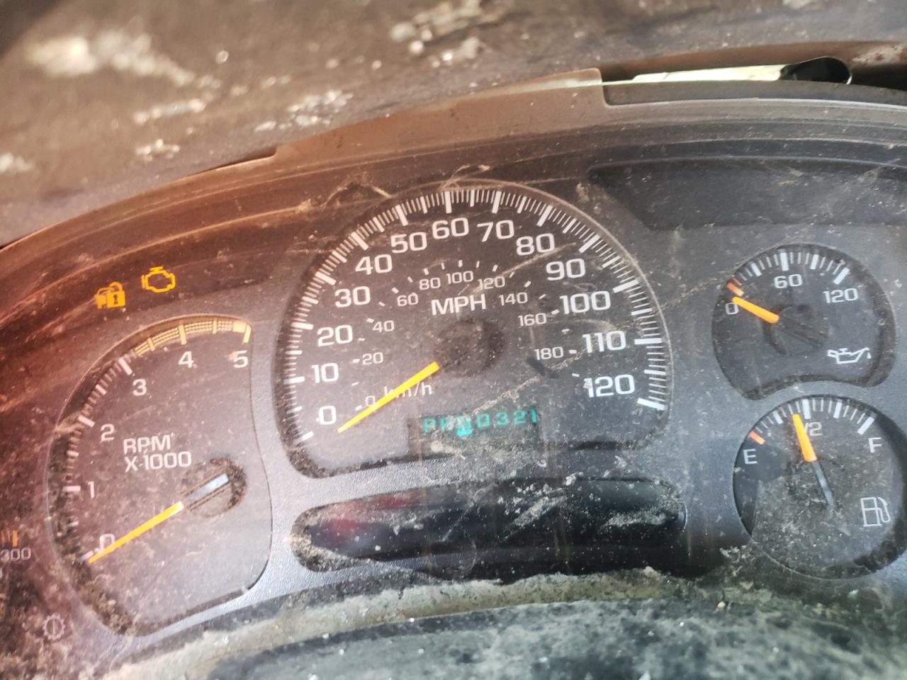 Photo 8 from auction – 2003 CHEVROLET SILVERADO with VIN 1GCHK29113E262413