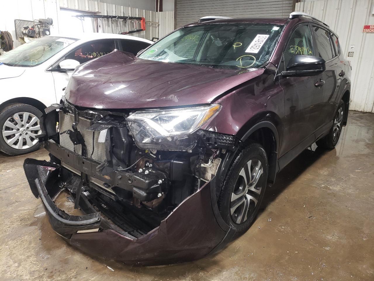 Photo 2 from auction – 2016 TOYOTA RAV4 LE with VIN 2T3BFREV6GW466134