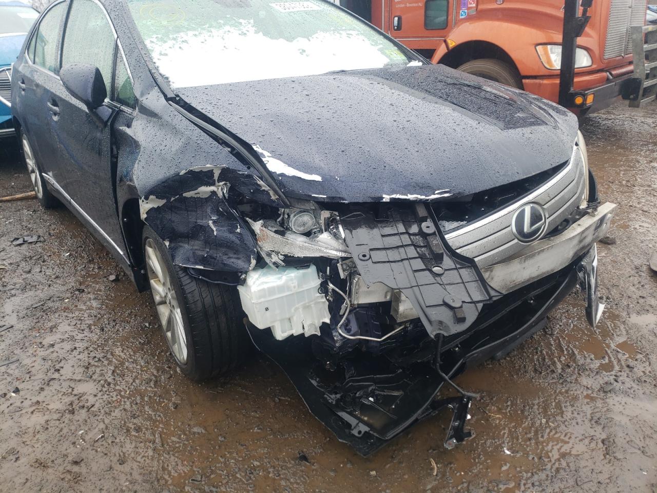 Photo 9 from auction – 2010 LEXUS HS 250H with VIN JTHBB1BA9A2025336