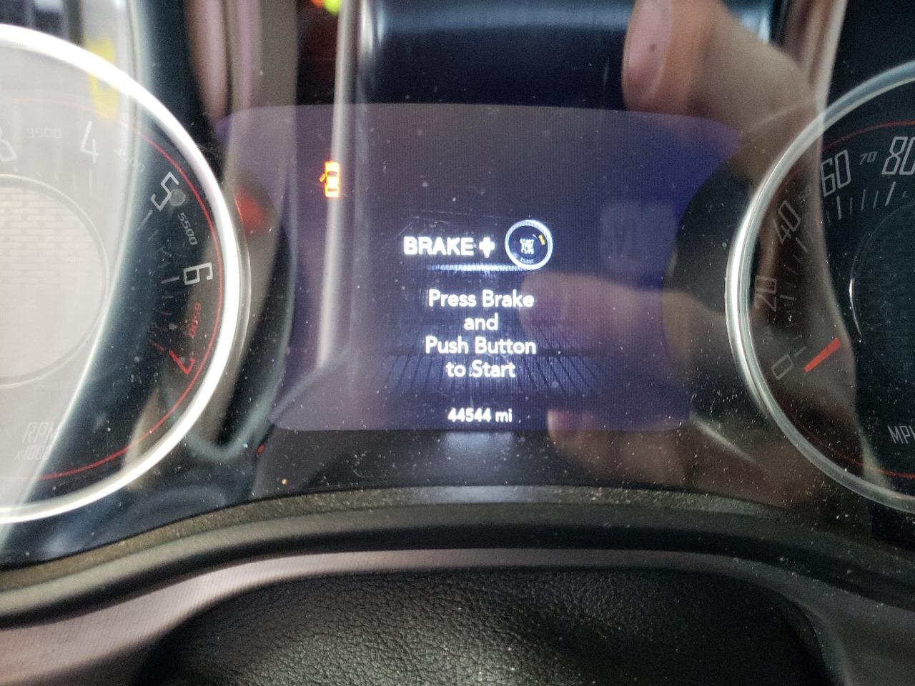 Photo 8 from auction – 2019 DODGE CHALLENGER with VIN 2C3CDZAG8KH744143