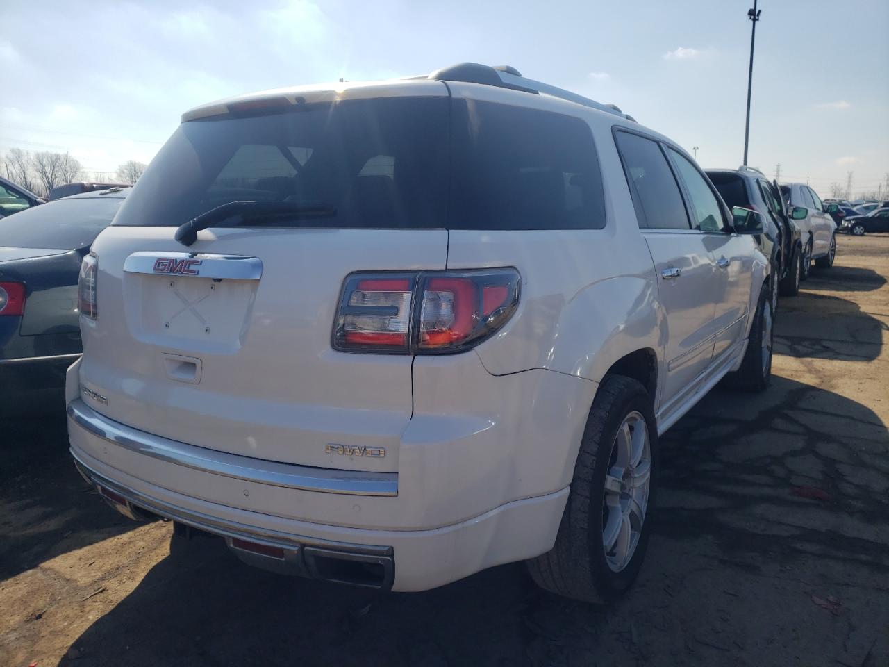 Photo 4 from auction – 2016 GMC ACADIA DEN with VIN 1GKKVTKD6GJ226905
