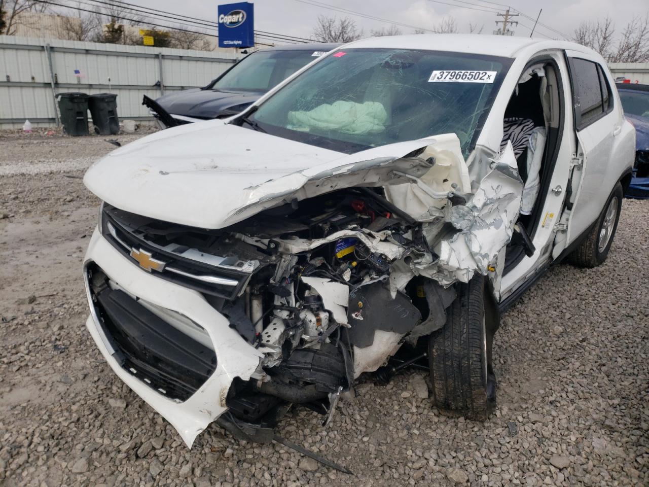 Photo 9 from auction – 2018 CHEVROLET TRAX LS with VIN KL7CJNSB0JB613938