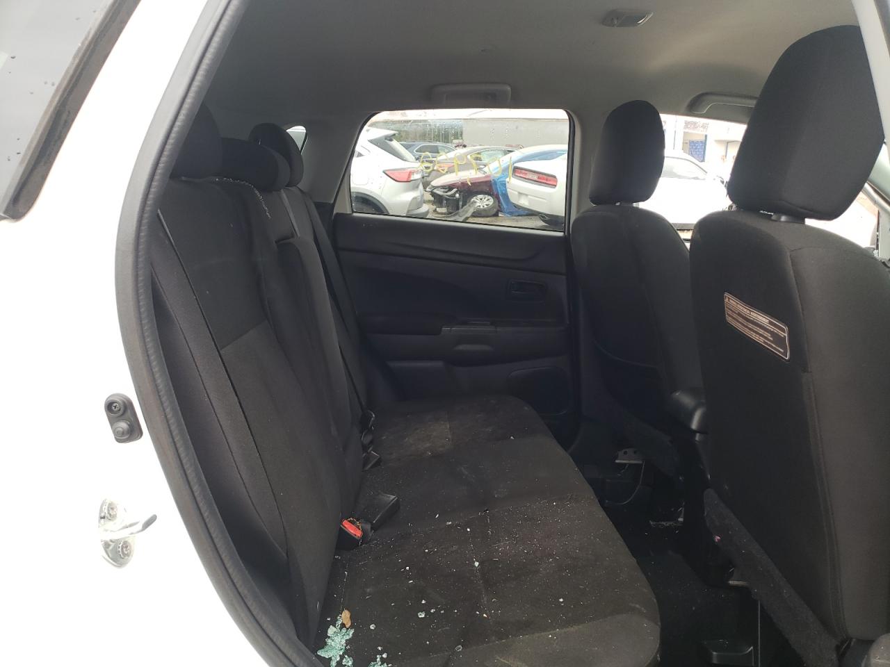 Photo 6 from auction – 2013 MITSUBISHI OUTLANDER with VIN 4A4AP3AUXDE003069