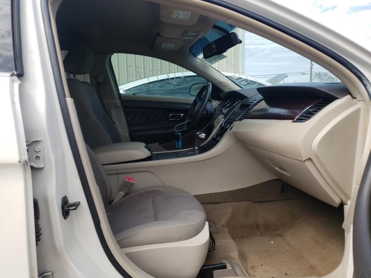 Photo 5 from auction – 2011 FORD TAURUS SEL with VIN 1FAHP2EW8BG166211