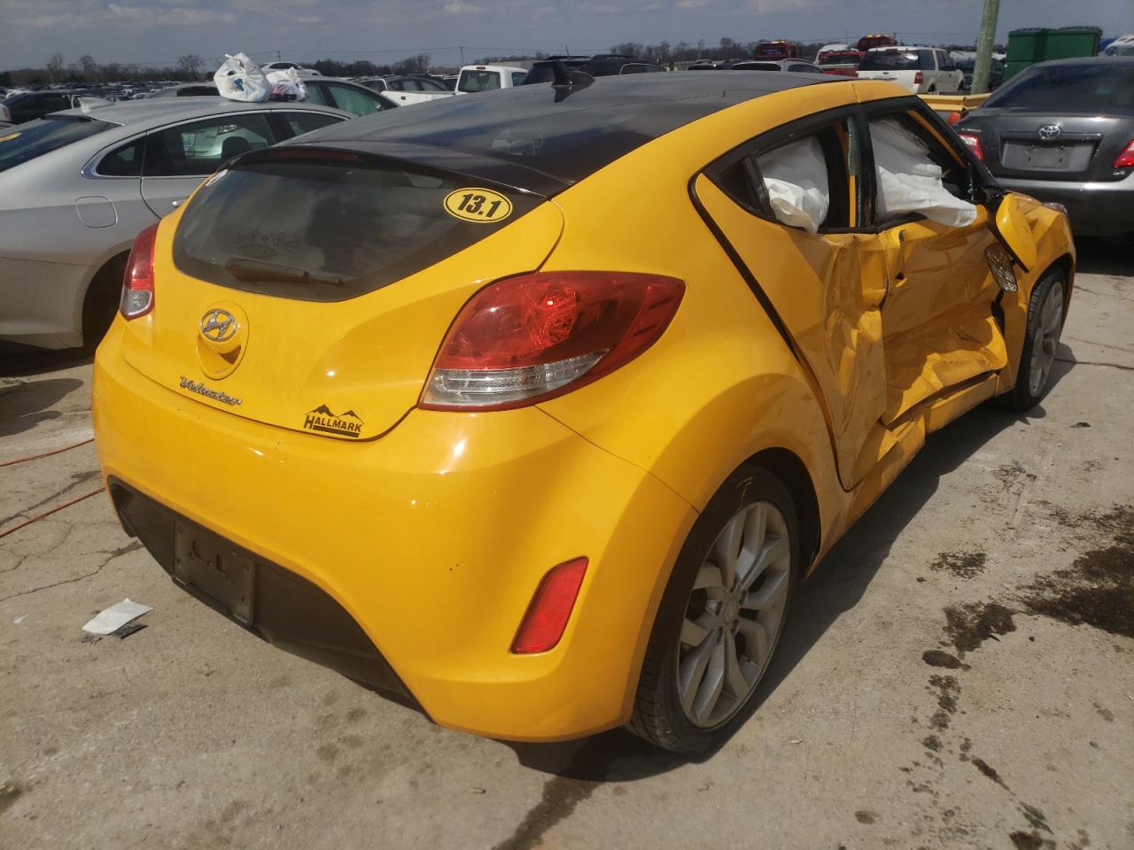 Photo 4 from auction – 2013 HYUNDAI VELOSTER with VIN KMHTC6AD4DU164774