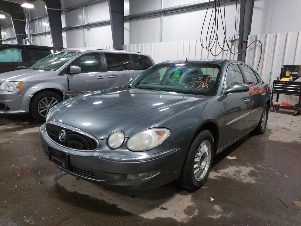 Photo 2 from auction – 2005 BUICK LACROSSE C with VIN 2G4WD532351240739