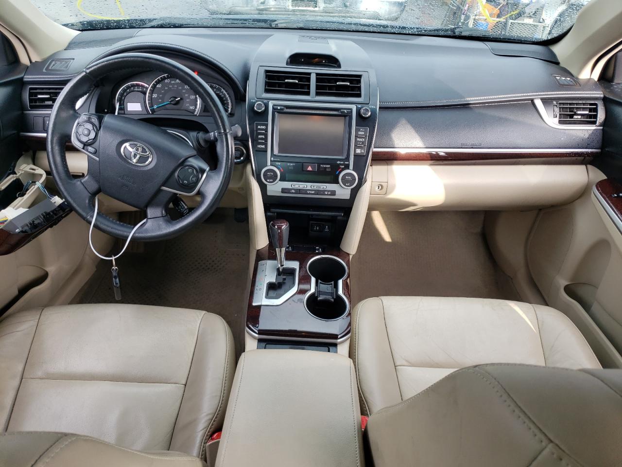 Photo 9 from auction – 2014 TOYOTA CAMRY L with VIN 4T1BF1FK4EU832071