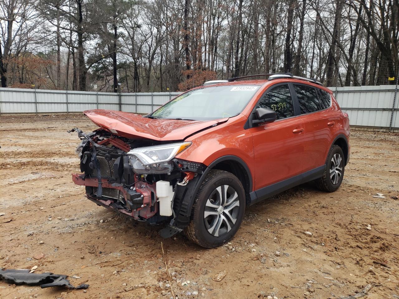 Photo 2 from auction – 2016 TOYOTA RAV4 LE with VIN JTMZFREV6GJ099636