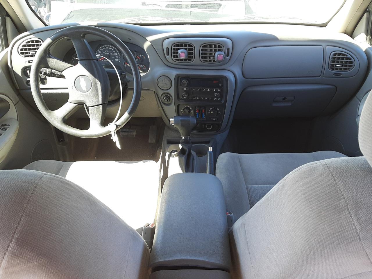 Photo 9 from auction – 2006 CHEVROLET TRAILBLAZE with VIN 1GNES16S966107530