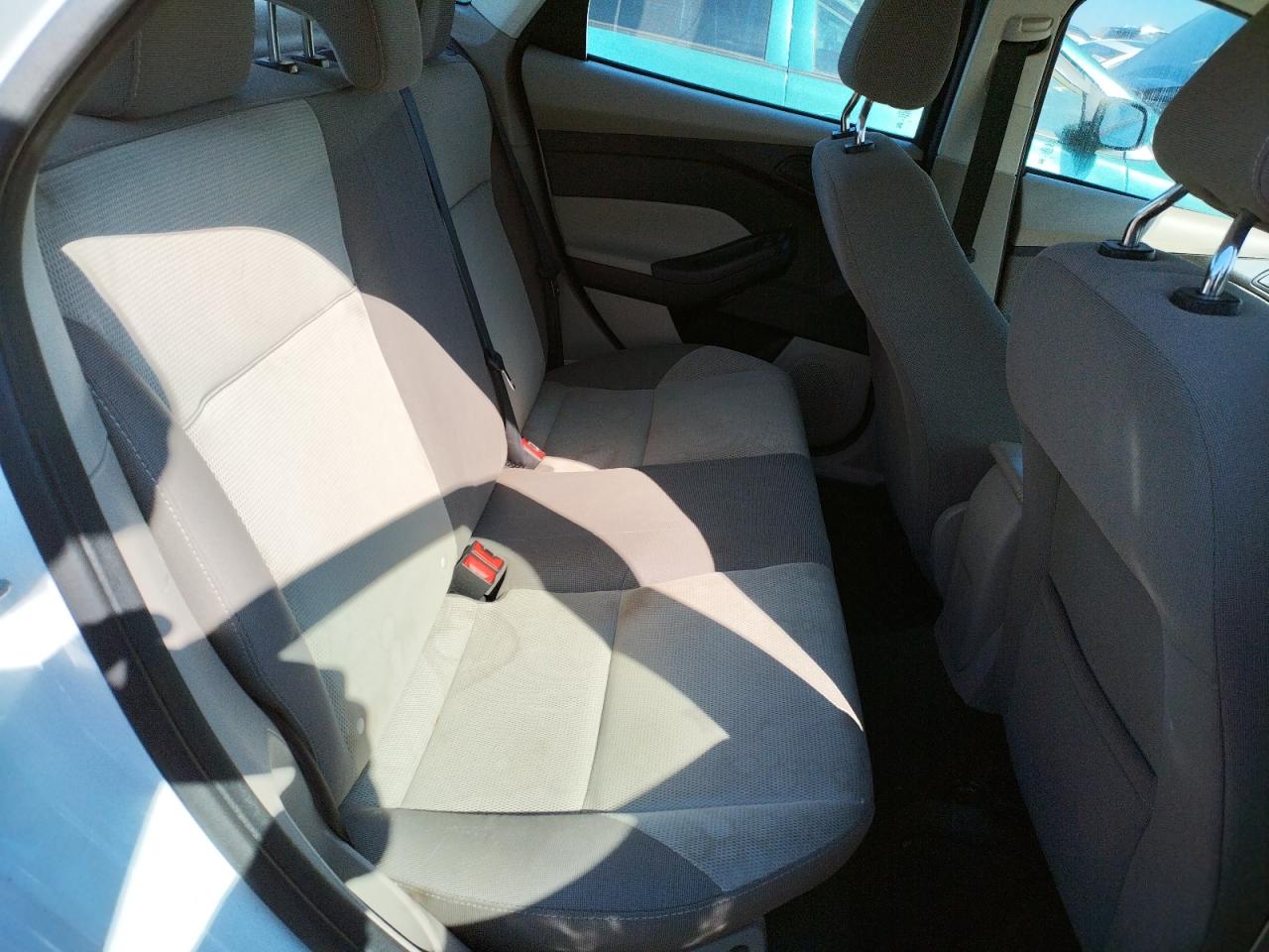 Photo 6 from auction – 2012 FORD FOCUS SE with VIN 1FAHP3F22CL268372
