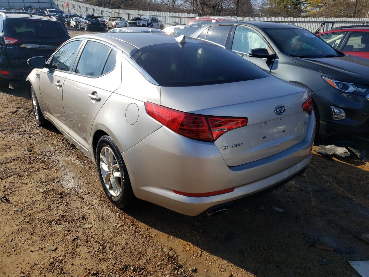 Photo 3 from auction – 2011 KIA OPTIMA LX with VIN KNAGM4A72B5079986