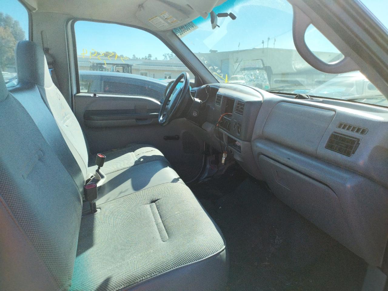 Photo 5 from auction – 1999 FORD F250 SUPER with VIN 1FTNF20L7XEC17679