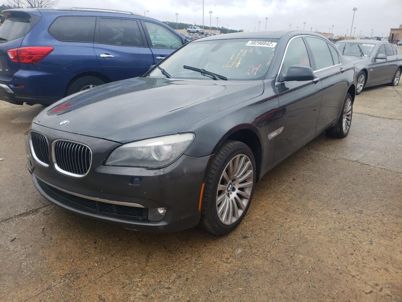 Photo 2 from auction – 2012 BMW 750 LI with VIN WBAKB8C52CC964849