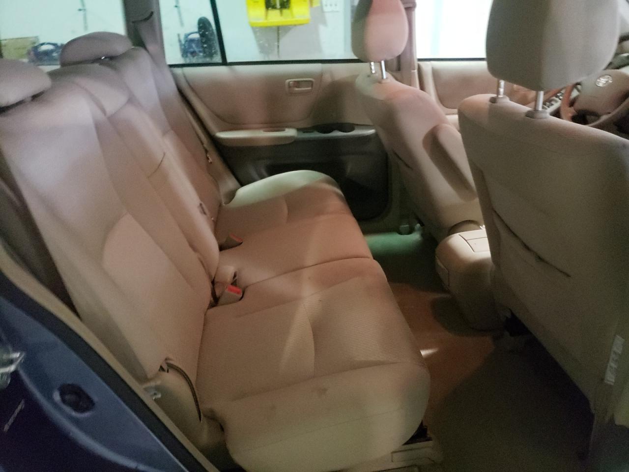 Photo 6 from auction – 2005 TOYOTA HIGHLANDER with VIN JTEEP21A750084129
