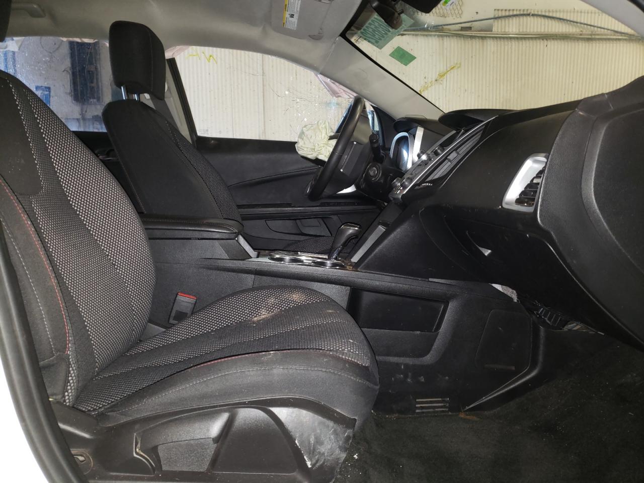 Photo 5 from auction – 2017 CHEVROLET EQUINOX LT with VIN 2GNFLFEK4H6283964