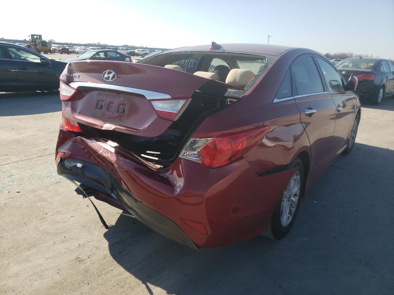 Photo 4 from auction – 2014 HYUNDAI SONATA GLS with VIN 5NPEB4AC8EH838772