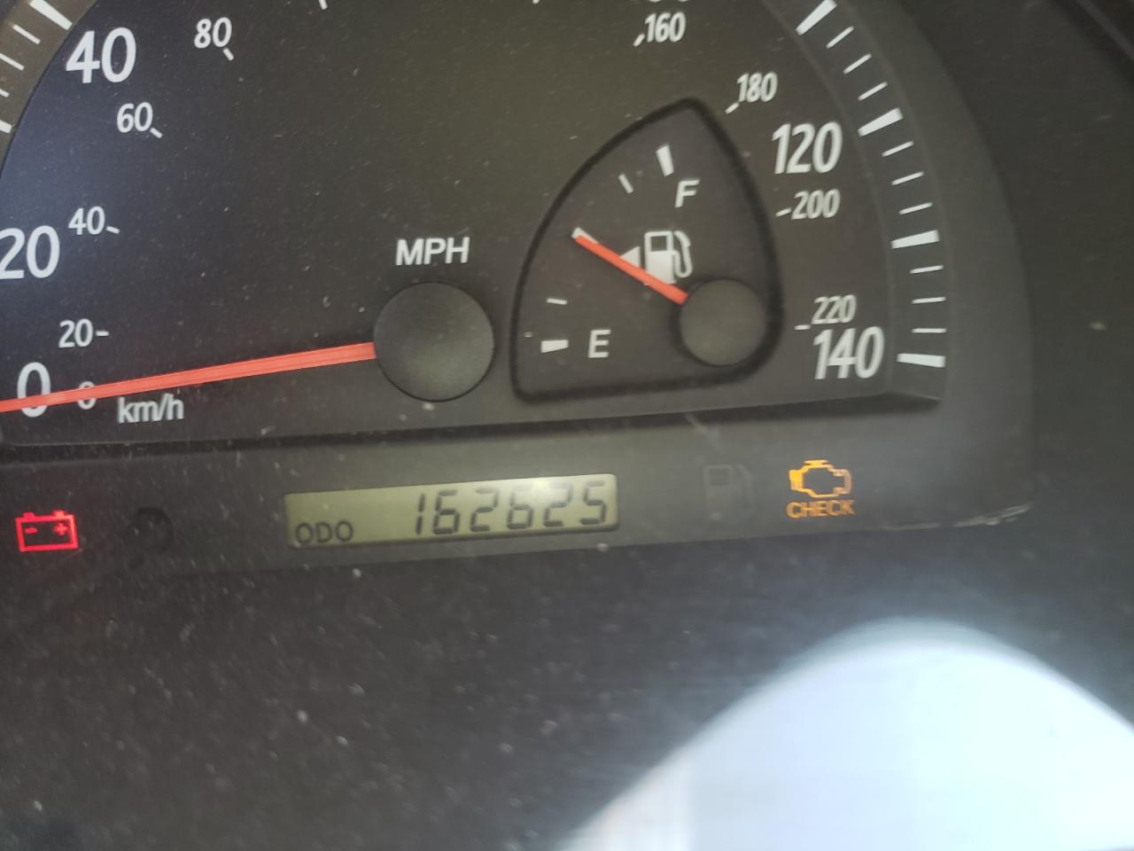 Photo 8 from auction – 2002 TOYOTA CAMRY LE with VIN 4T1BE32K32U093047