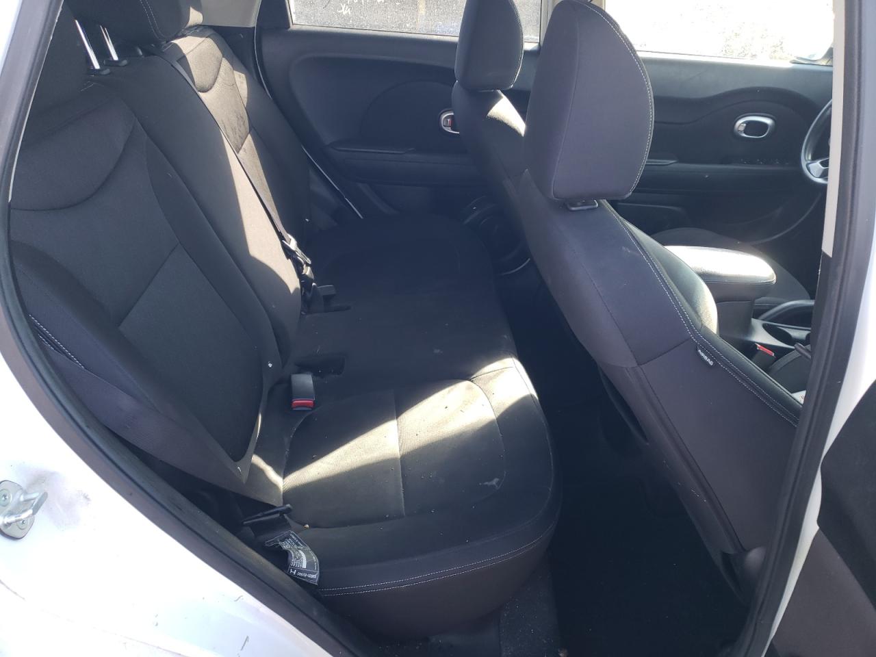 Photo 6 from auction – 2014 KIA SOUL with VIN KNDJN2A29E7006962