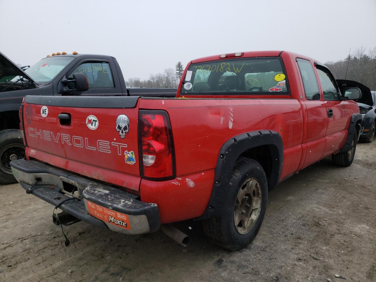 Photo 4 from auction – 2005 CHEVROLET SILVERADO with VIN 1GCEC19X75Z154503