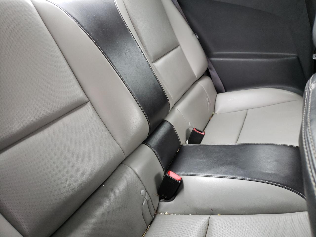 Photo 6 from auction – 2011 CHEVROLET CAMARO LT with VIN 2G1FC1ED8B9144531