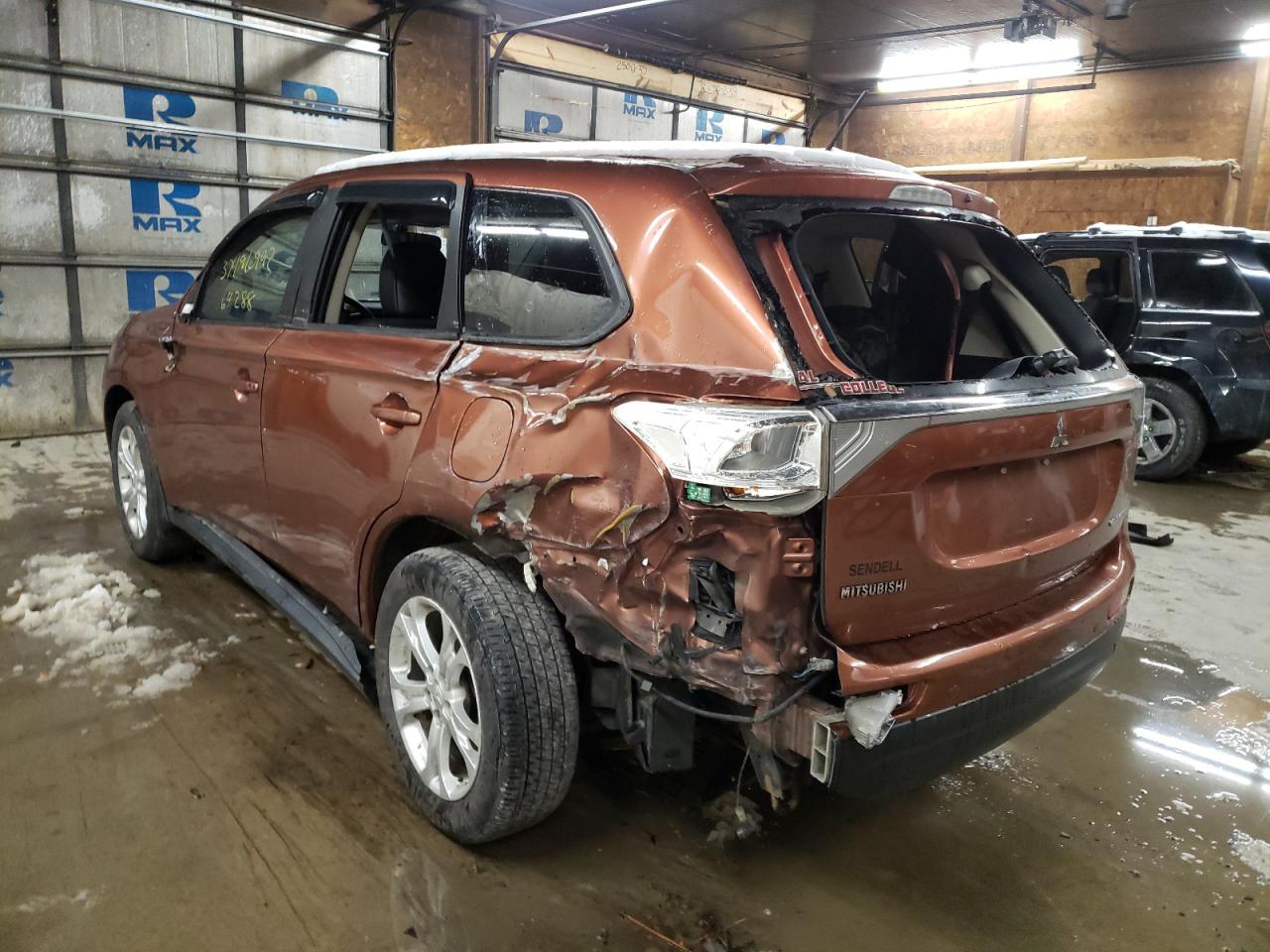 Photo 3 from auction – 2014 MITSUBISHI OUTLANDER with VIN JA4AZ3A34EZ005977