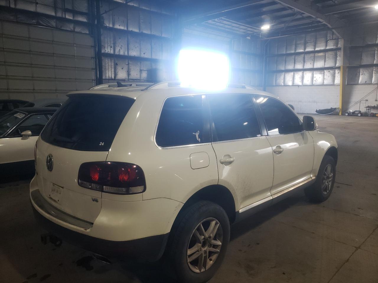 Photo 4 from auction – 2008 VOLKSWAGEN TOUAREG 2 with VIN WVGBE77L08D024334