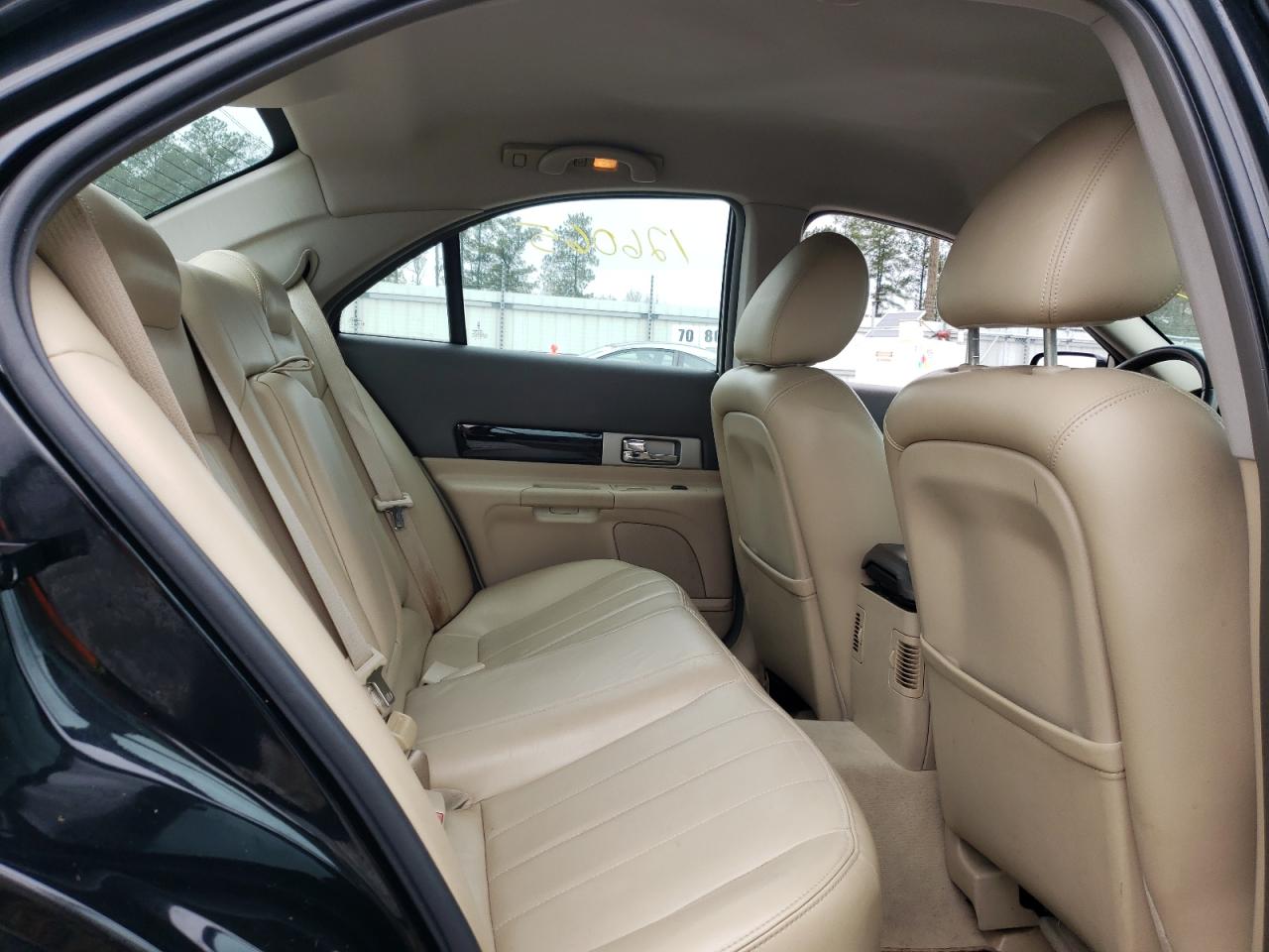 Photo 6 from auction – 2005 LINCOLN LS with VIN 1LNHM86S25Y630444