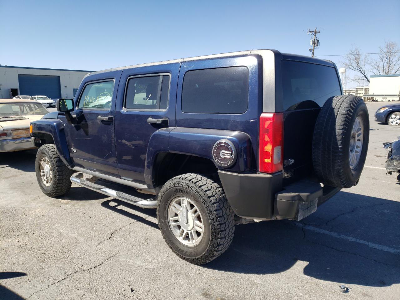 Photo 3 from auction – 2007 HUMMER H3 with VIN 5GTDN13E378150897