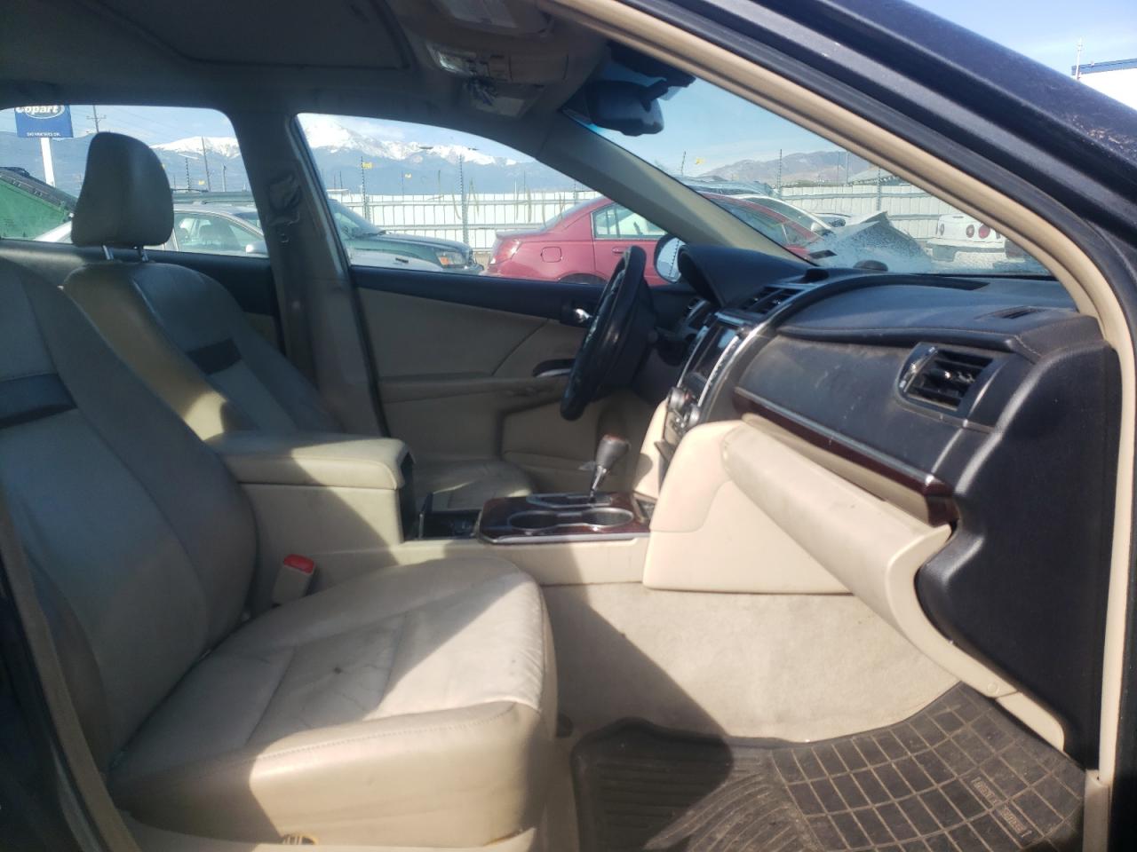 Photo 5 from auction – 2012 TOYOTA CAMRY SE with VIN 4T1BK1FK0CU507958