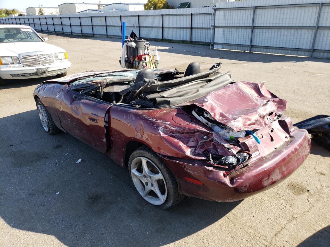 Photo 3 from auction – 2003 MAZDA MX-5 MIATA with VIN JM1NB353630311196