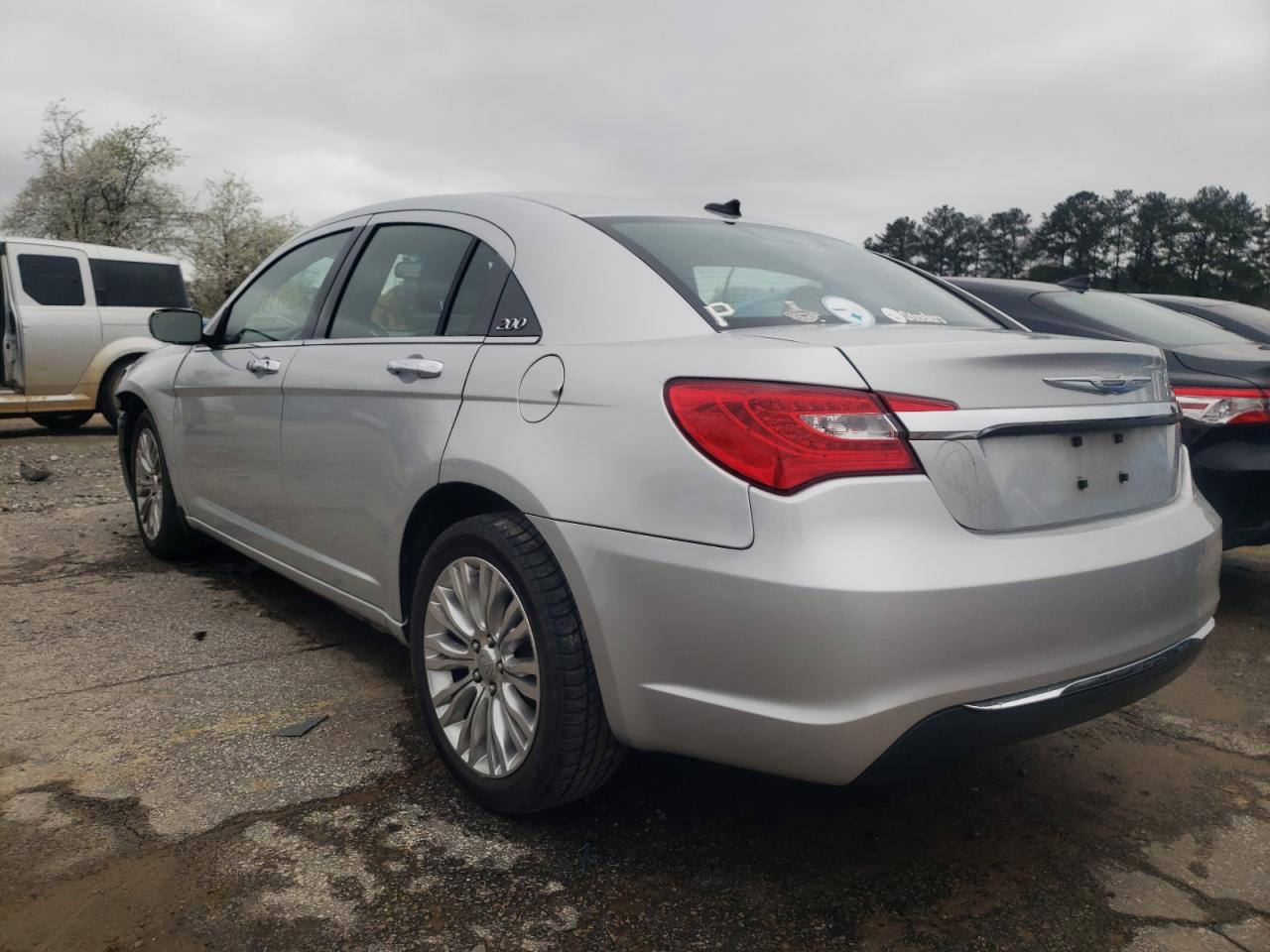Photo 3 from auction – 2012 CHRYSLER 200 LIMITE with VIN 1C3CCBCB0CN256423