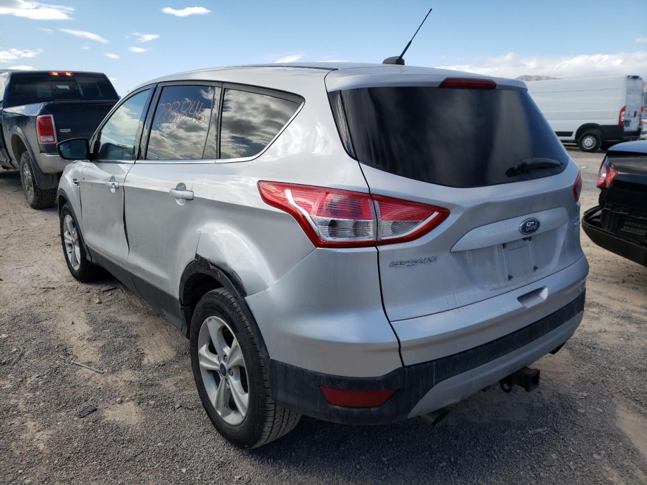 Photo 3 from auction – 2016 FORD ESCAPE SE with VIN 1FMCU9GX1GUA98558