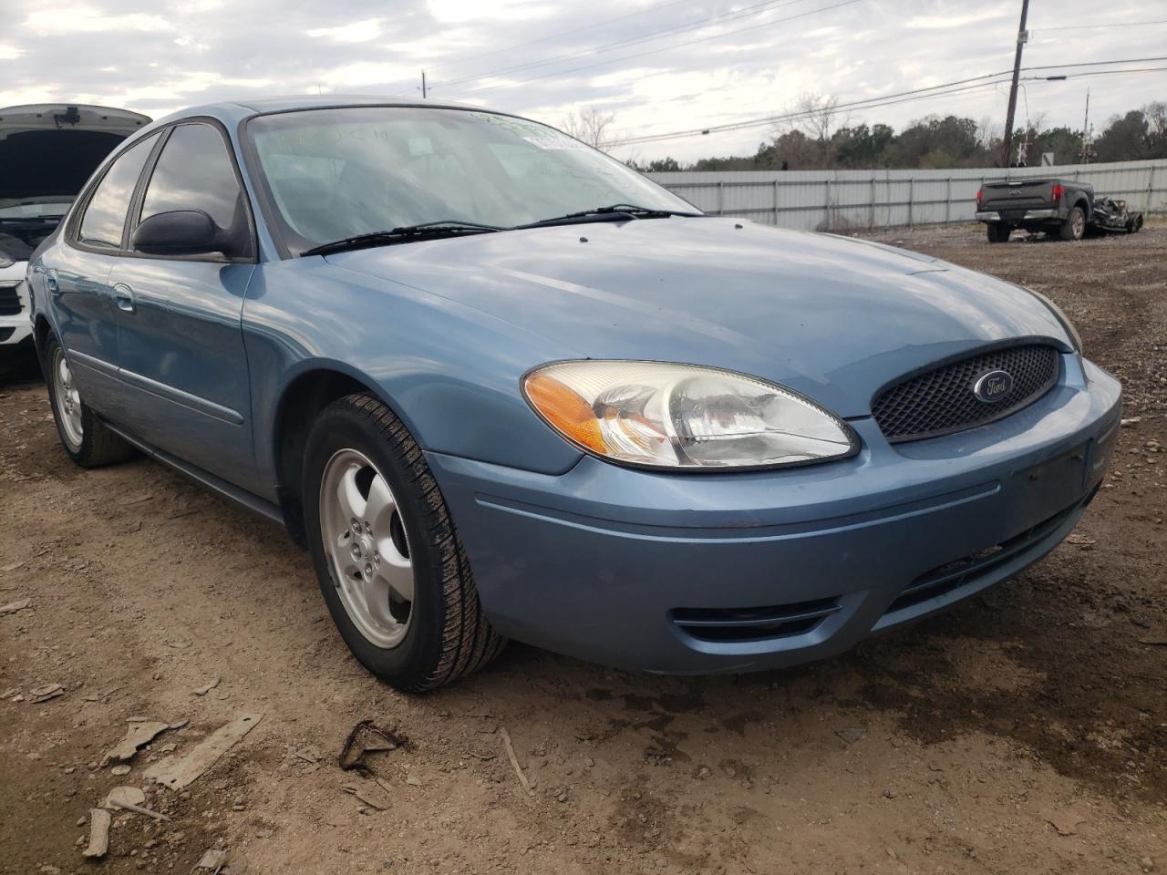 FORD TAURUS SE 2005 with VIN 1FAFP53U05A220148 - Photo from auction