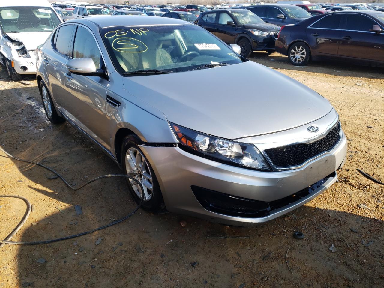 KIA OPTIMA LX 2011 with VIN KNAGM4A72B5079986 - Photo from auction