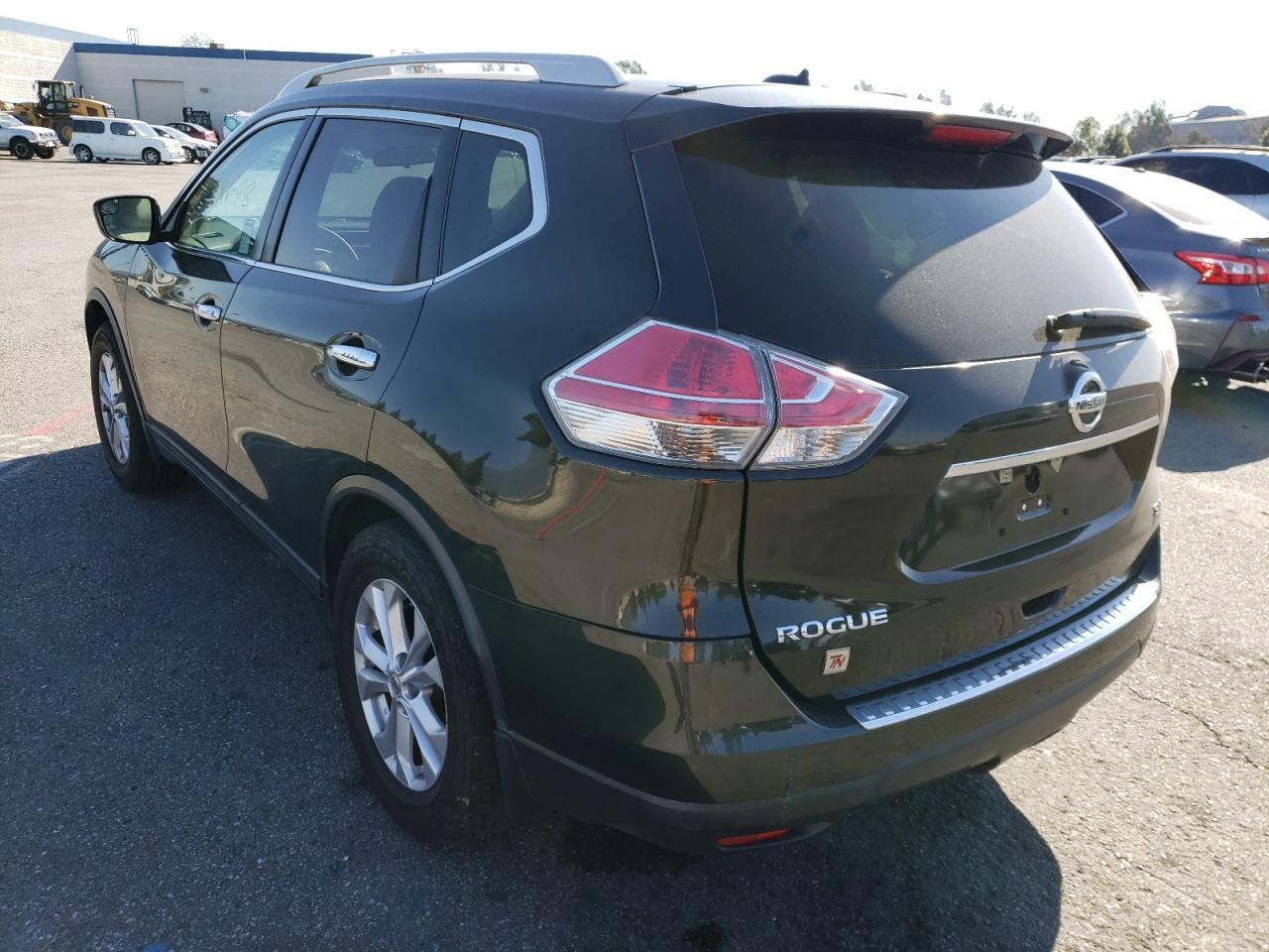 Photo 3 from auction – 2015 NISSAN ROGUE S with VIN 5N1AT2MT9FC916111
