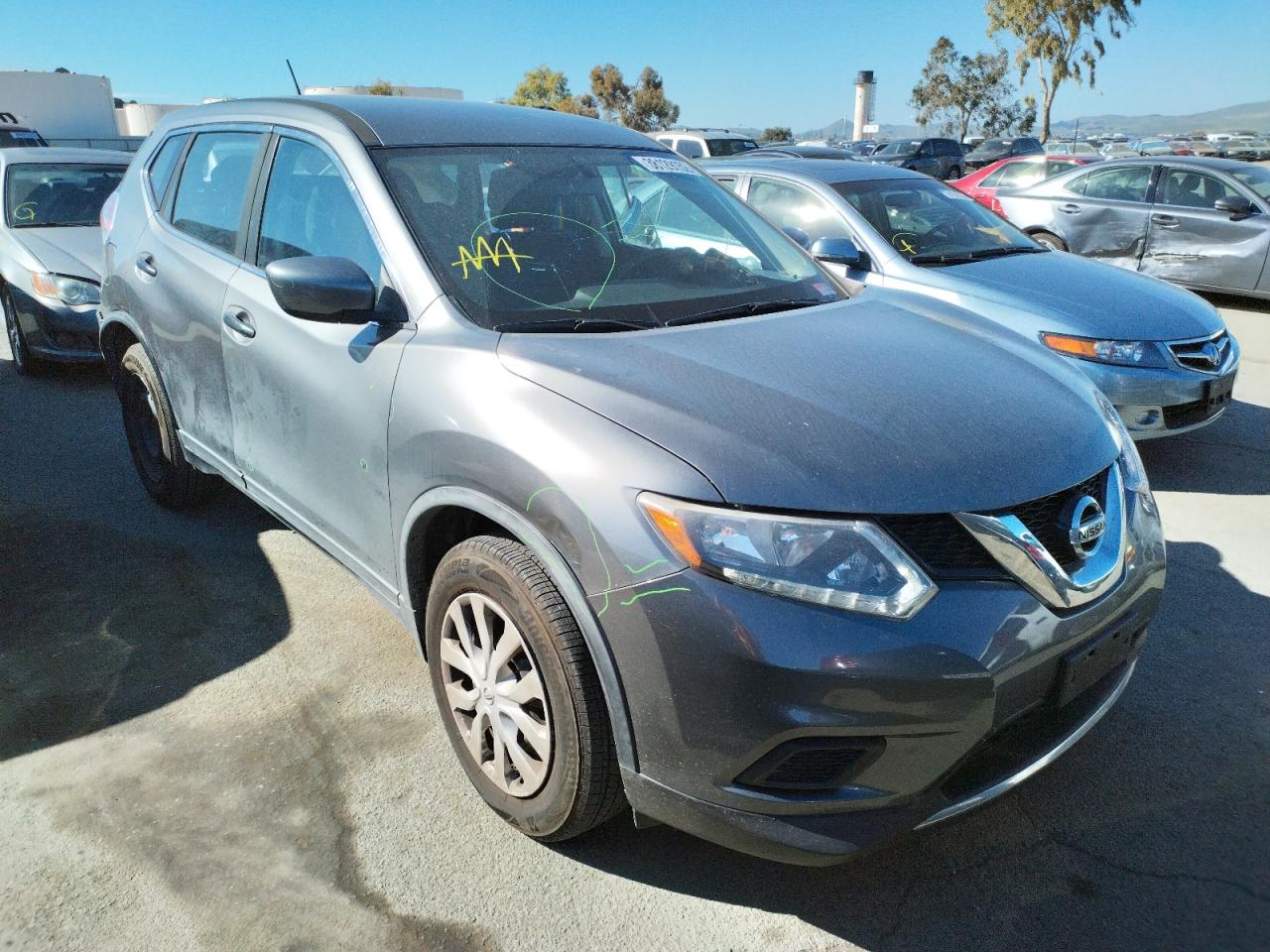 Photo 1 from auction – 2016 NISSAN ROGUE S with VIN JN8AT2MT4GW002714