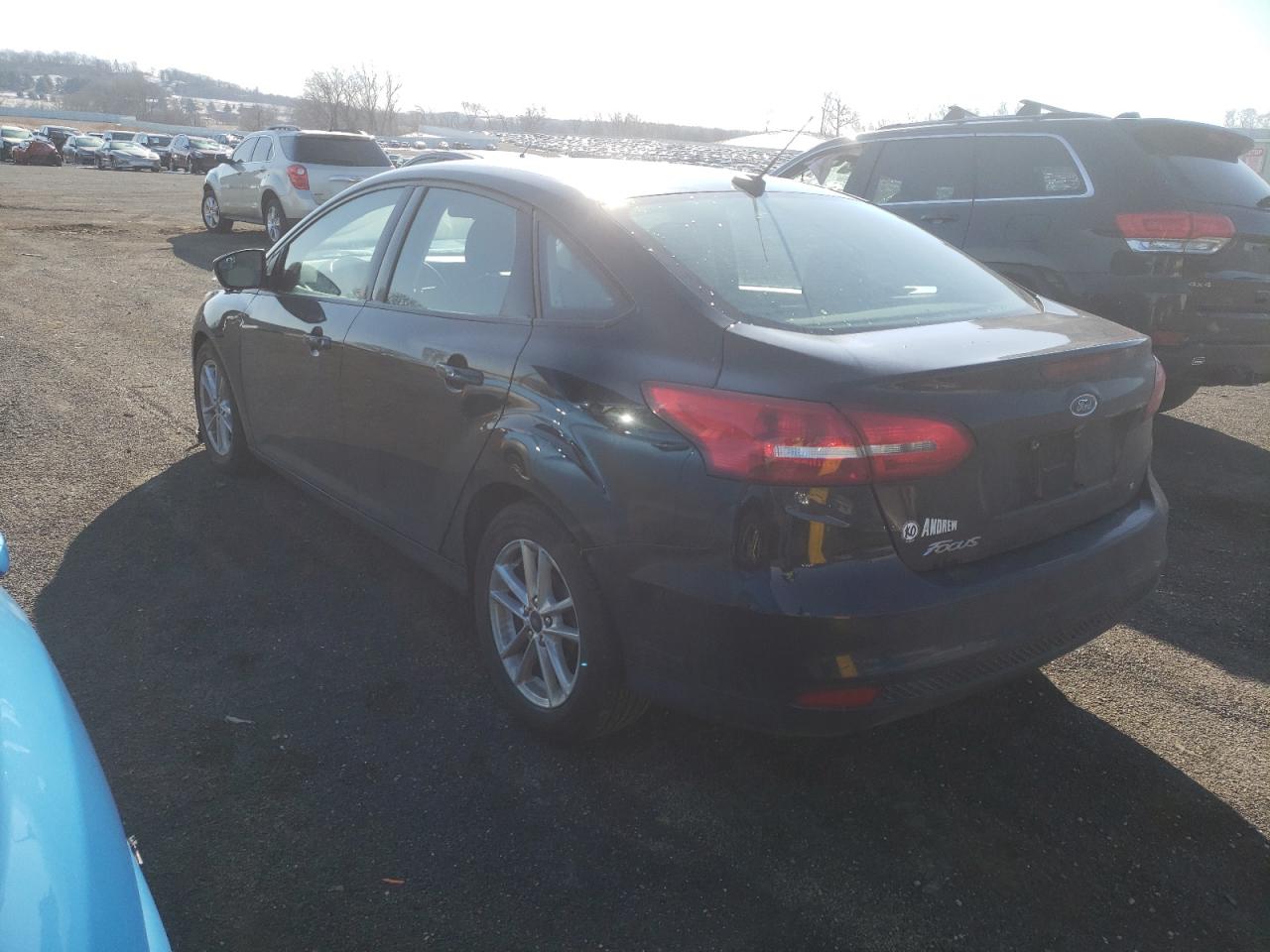 Photo 3 from auction – 2017 FORD FOCUS SE with VIN 1FADP3F26HL237695