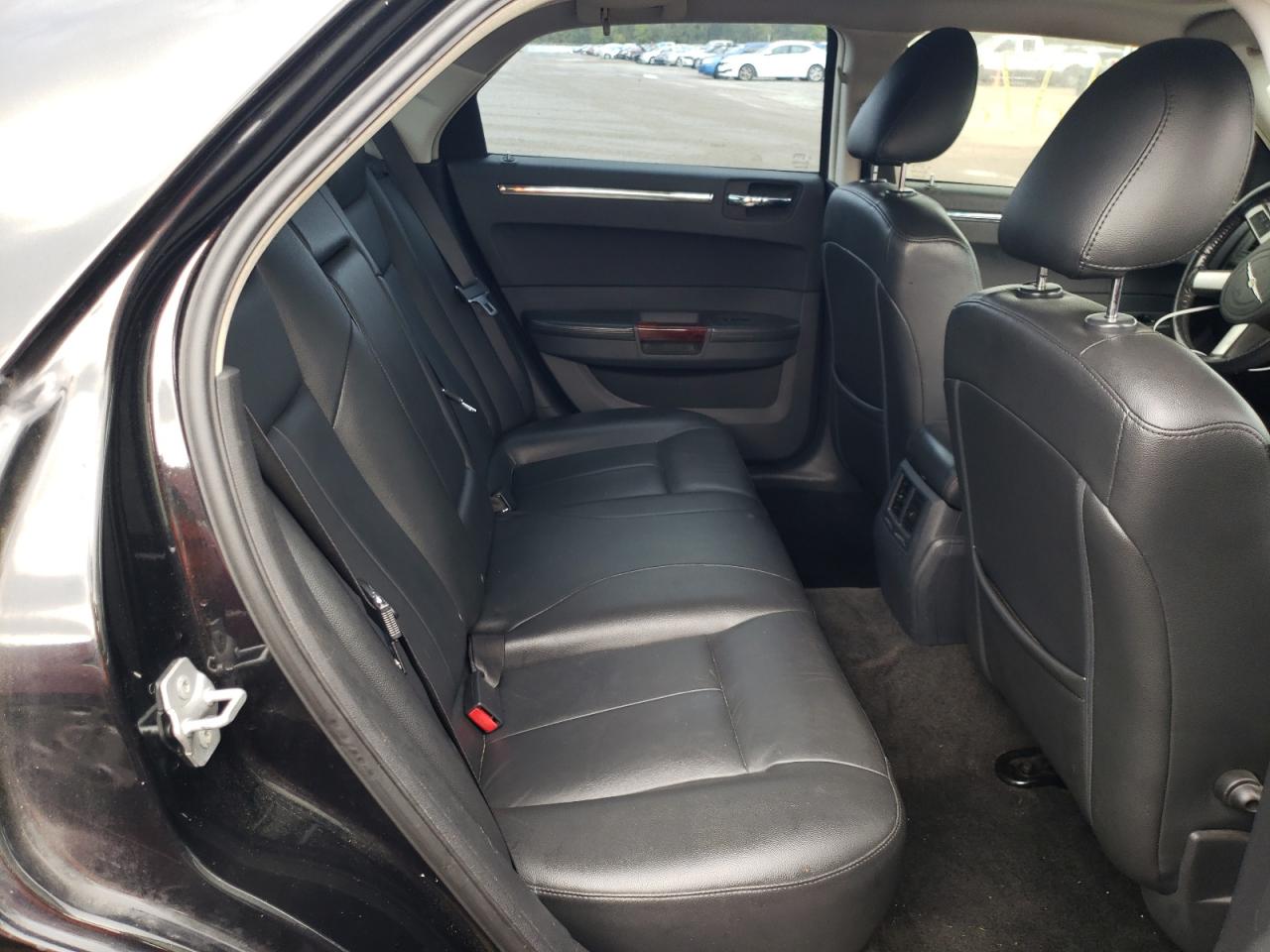 Photo 6 from auction – 2008 CHRYSLER 300 LIMITE with VIN 2C3LA33G78H158870