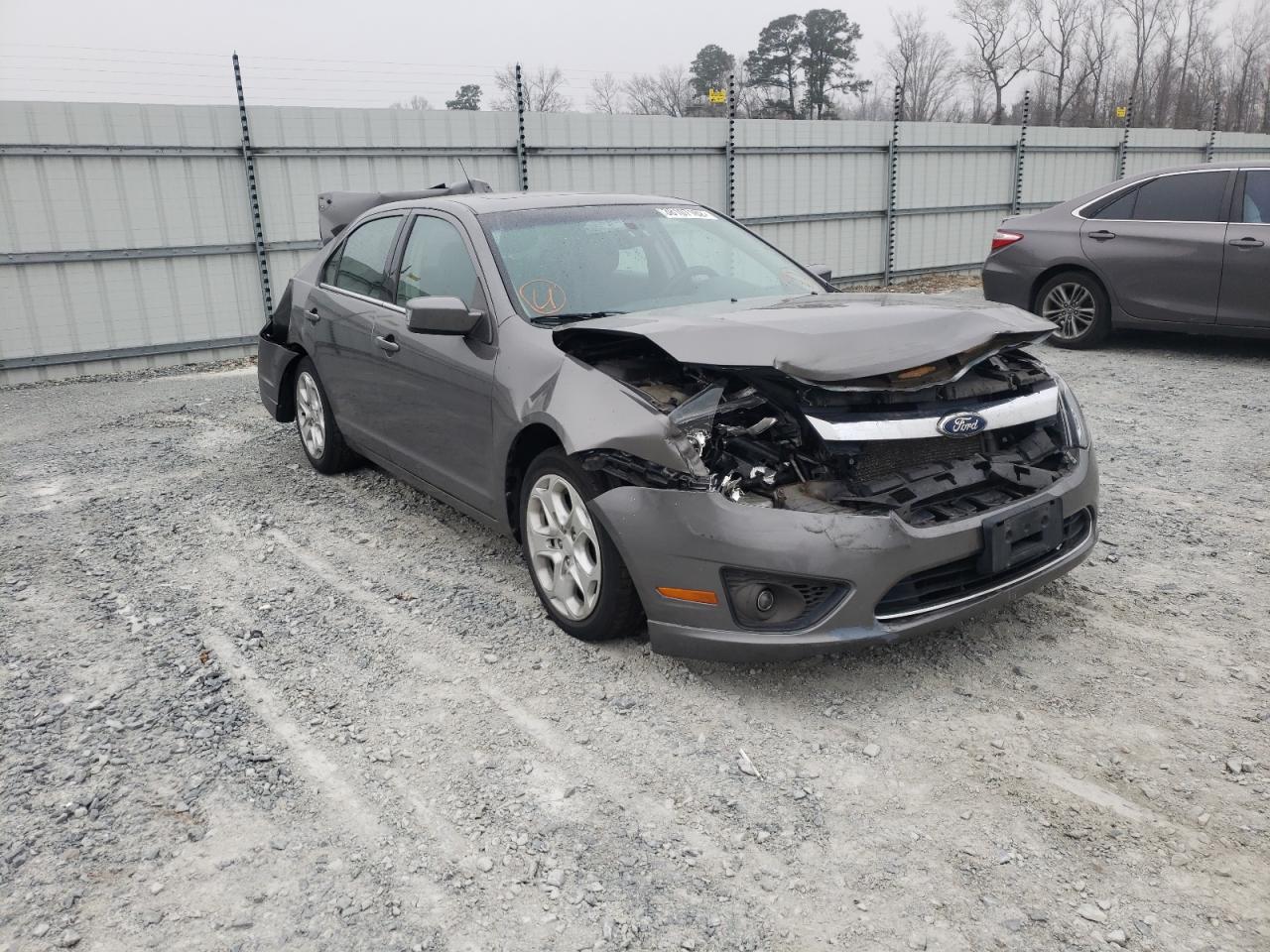 FORD FUSION SE 2011 with VIN 3FAHP0HA7BR121158 - Photo from auction
