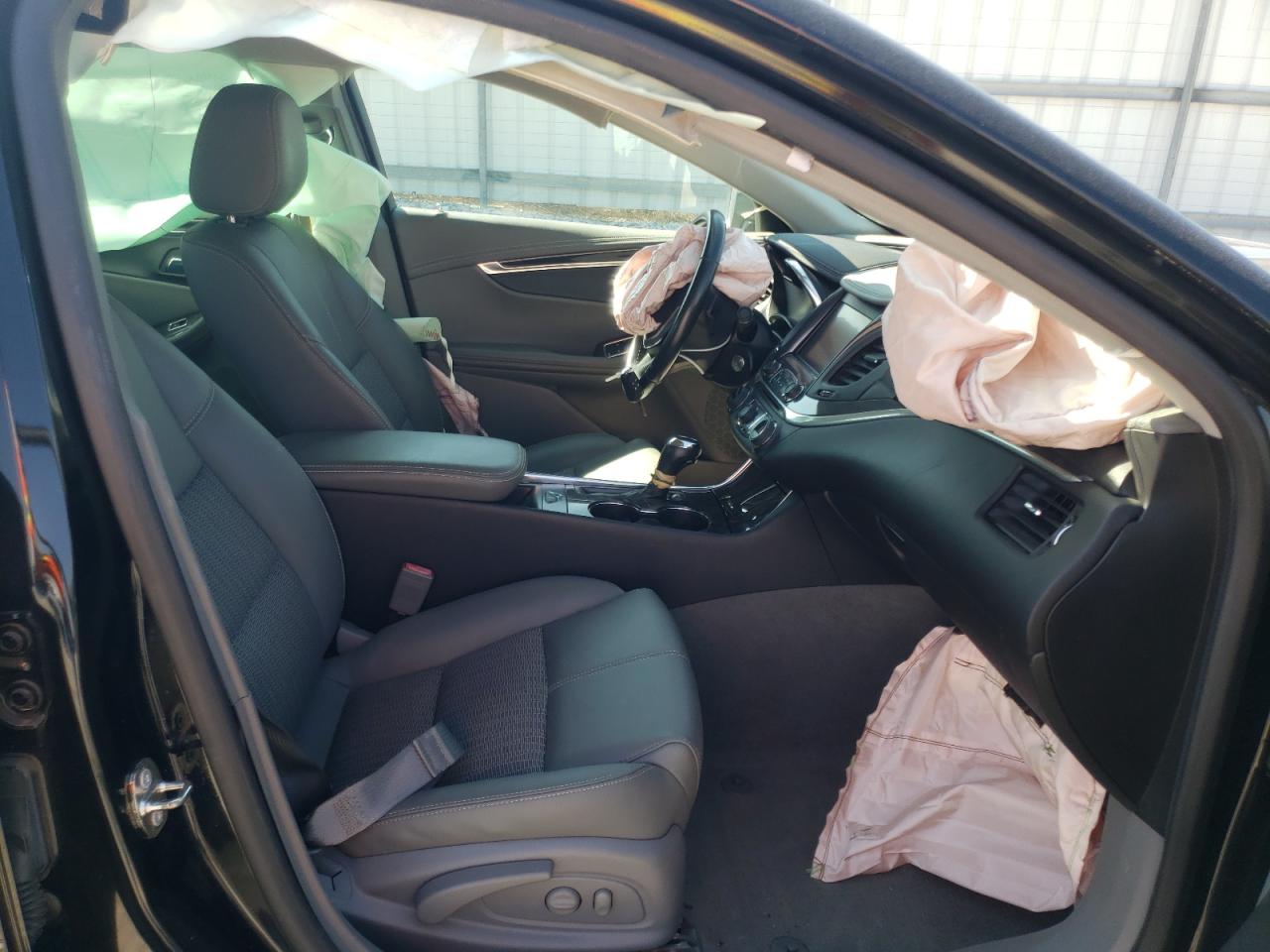 Photo 5 from auction – 2015 CHEVROLET IMPALA LT with VIN 2G1115SL0F9162885