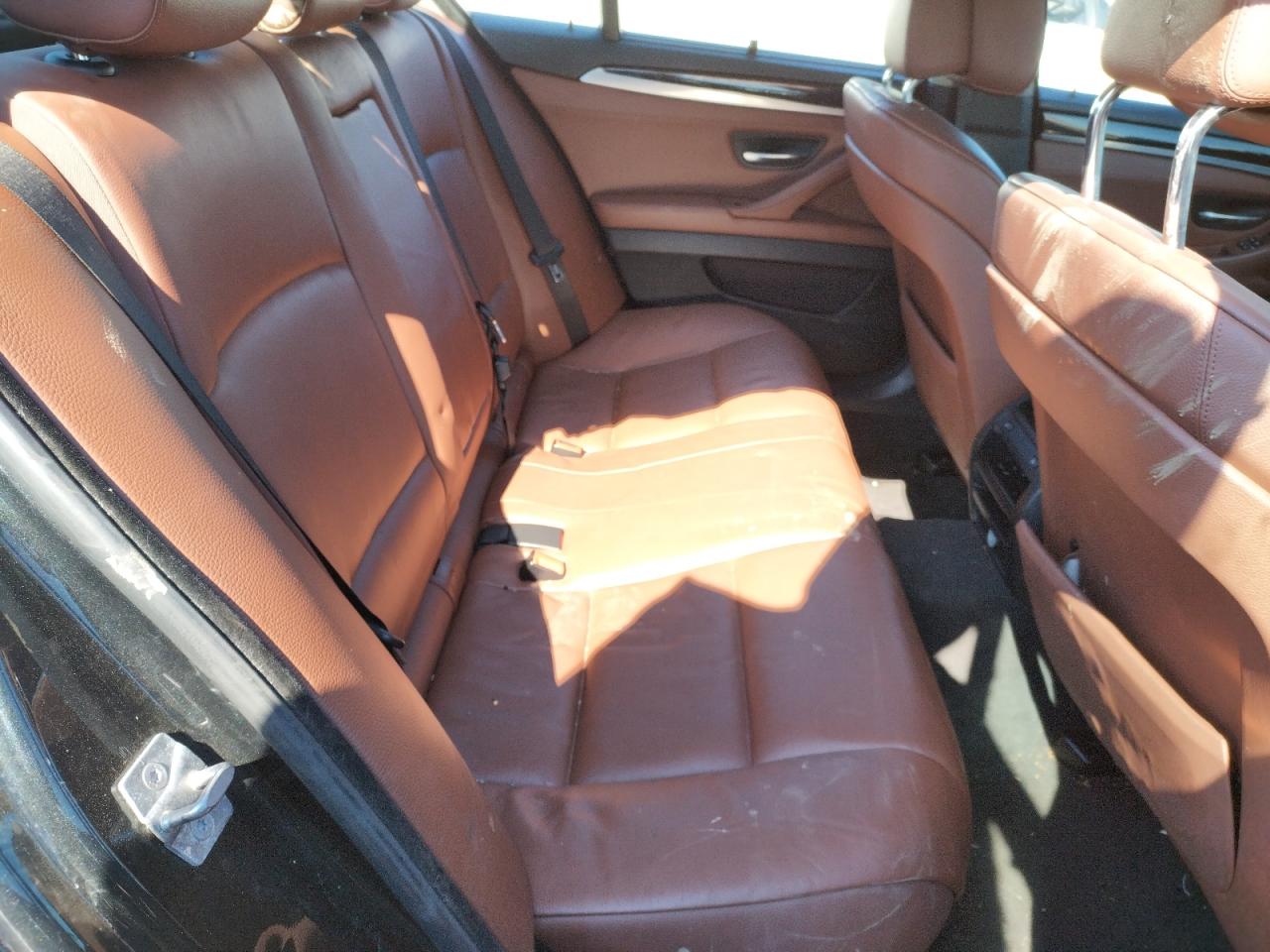 Zdjęcie 6 z aukcji – 2011 BMW 528 I z VIN WBAFR1C52BC743206