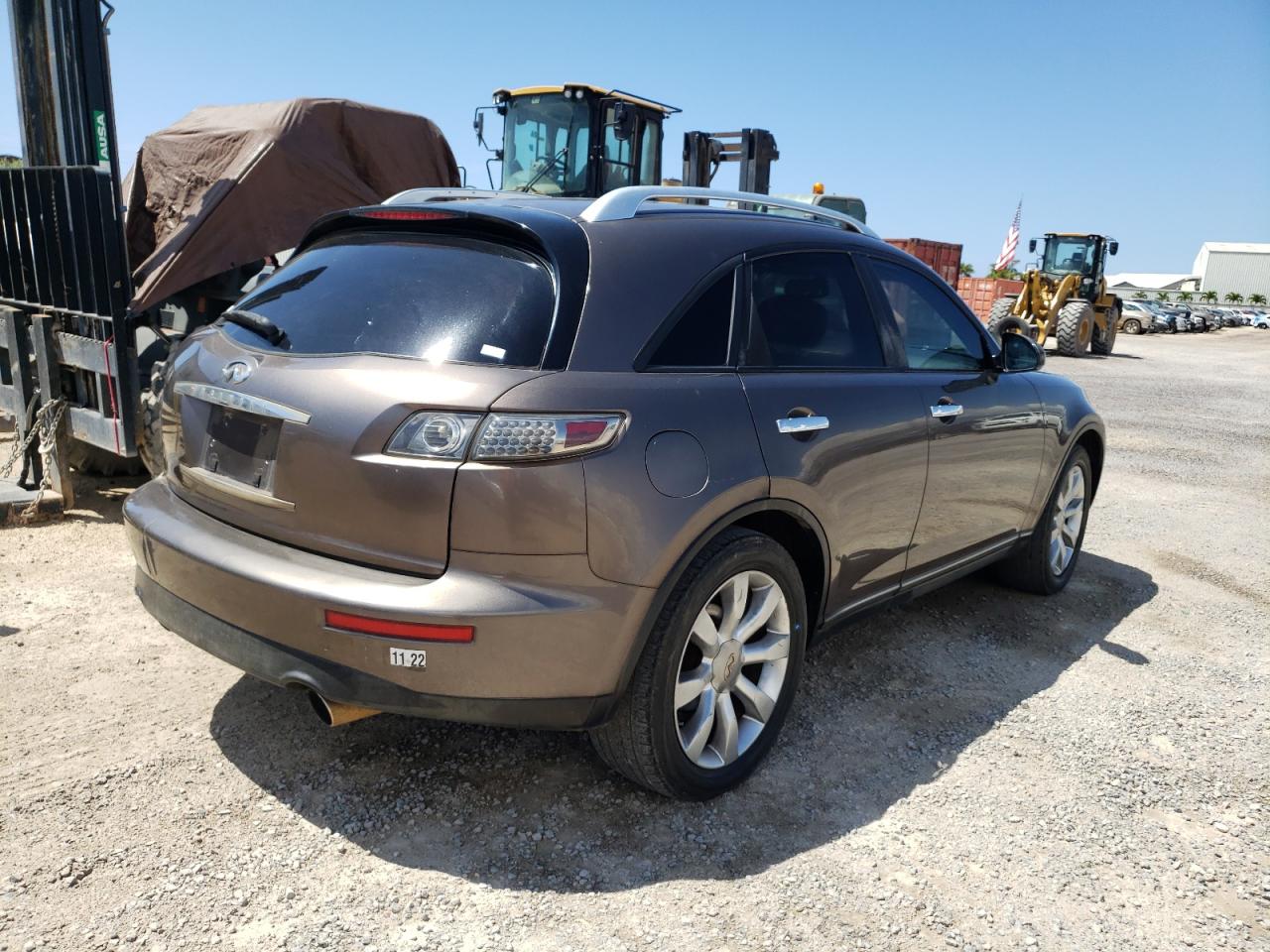 Photo 4 from auction – 2005 INFINITI FX35 with VIN JNRAS08U05X103861